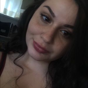 Meet your Posher, Francesca